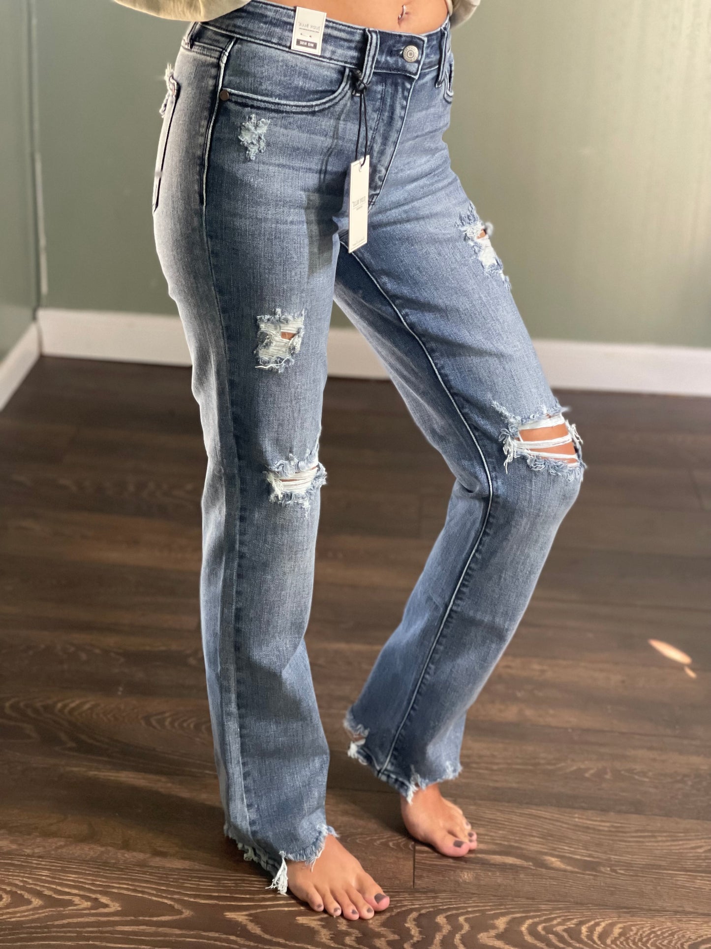 Judy Blue Full Size Mid Rise Destroy Straight Jeans Plus Size