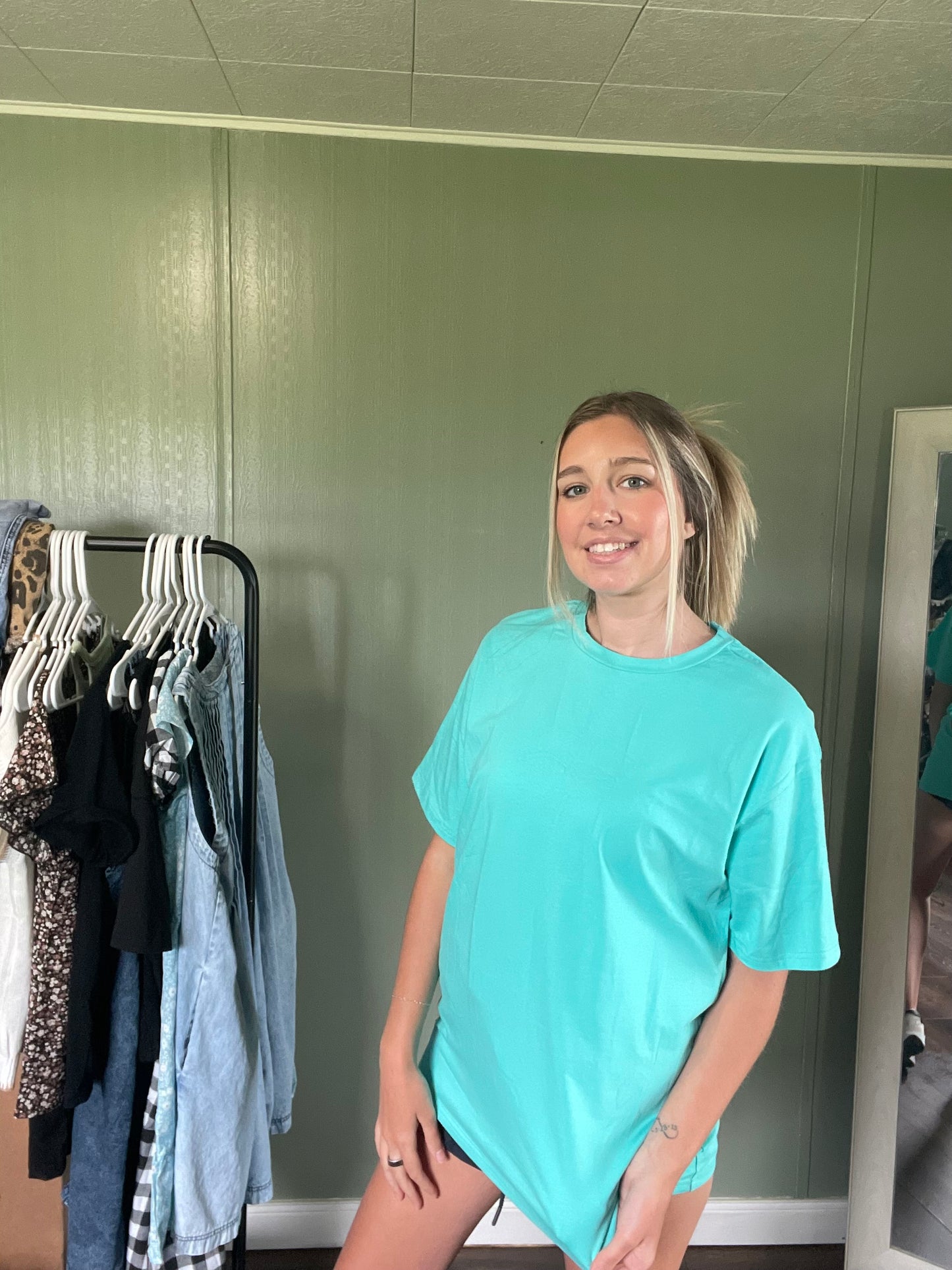 SUN SHINE ON MY MIND Round Neck T-Shirt