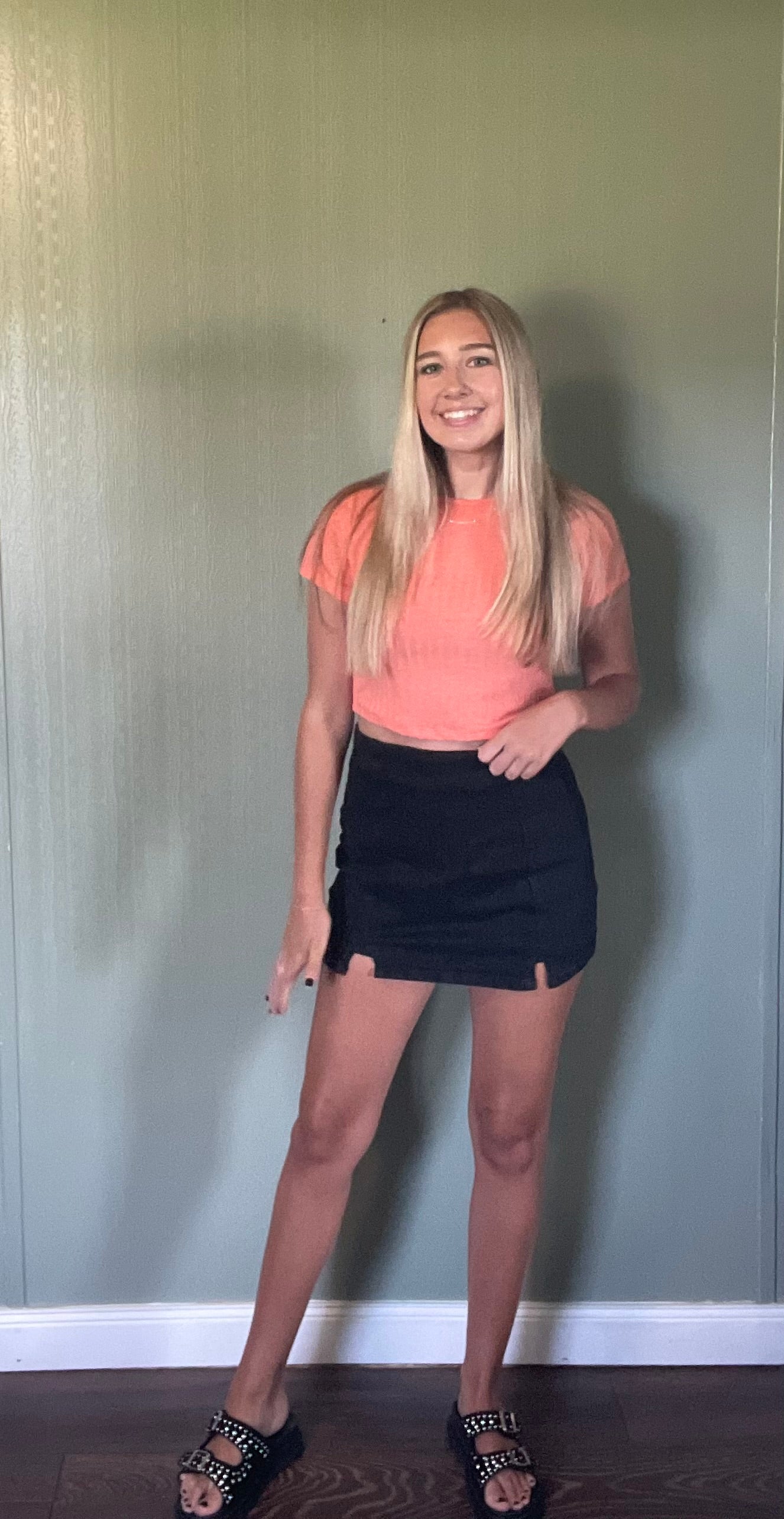 Basic Bae Full Size Ribbed Round Neck Short Sleeve T-Shirt