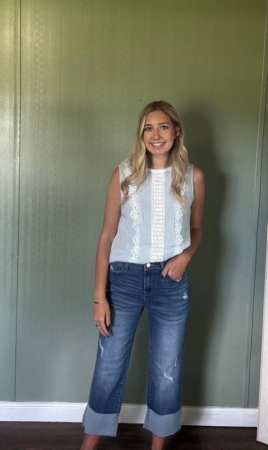 Folded Cuffs Distressed Straight High Waist Jeans